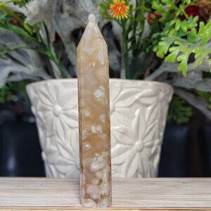 NEW 4.17" - 56g FLOWER AGATE TOWER